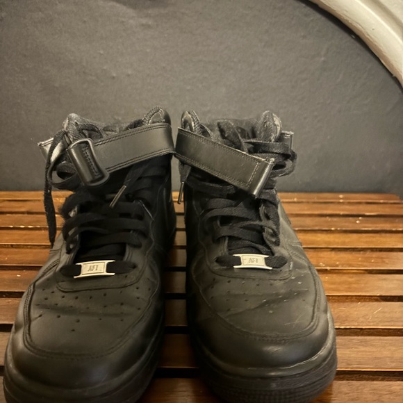 Nike Men's Black Air Force 1s High-Top Sneakers Size 10.5 - Picture 7 of 10